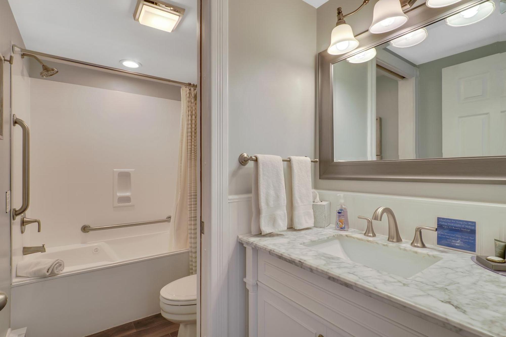 111 Water Street Inn بوين سيتي المظهر الخارجي الصورة